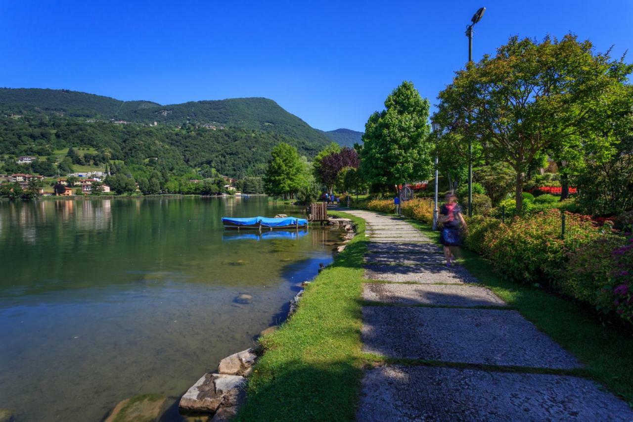 Casa Vacanza Residence Lago Di Endine Monasterolo del Castello Exterior photo